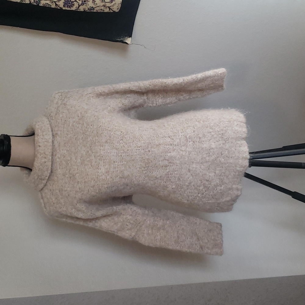 Alpaca soft Free People sweater sherpa